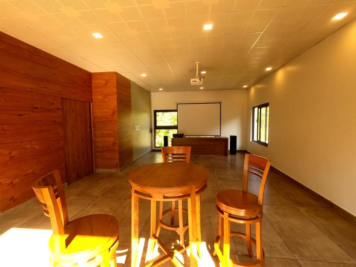 The Wild Trails Clarks Exotica , Munnar Hotel Ngoại thất bức ảnh