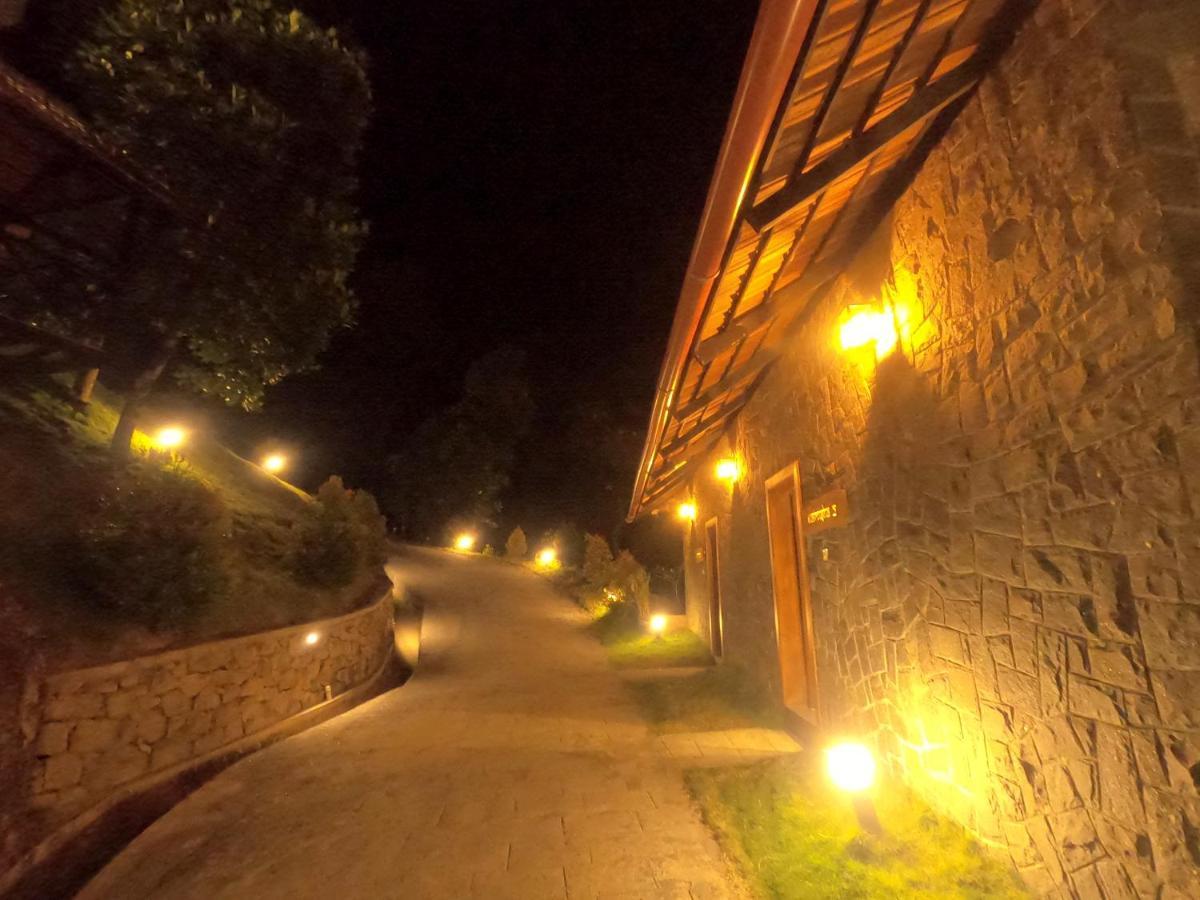 The Wild Trails Clarks Exotica , Munnar Hotel Ngoại thất bức ảnh