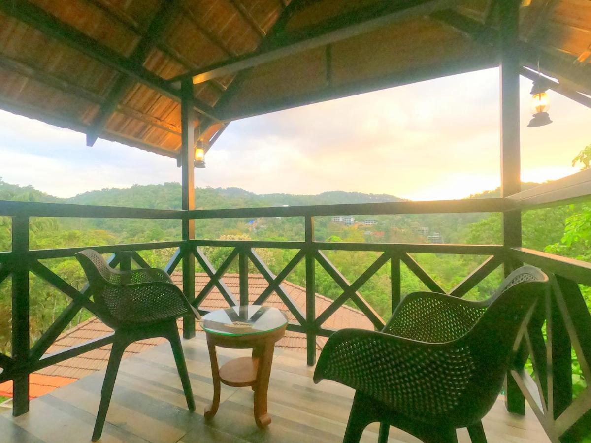 The Wild Trails Clarks Exotica , Munnar Hotel Ngoại thất bức ảnh