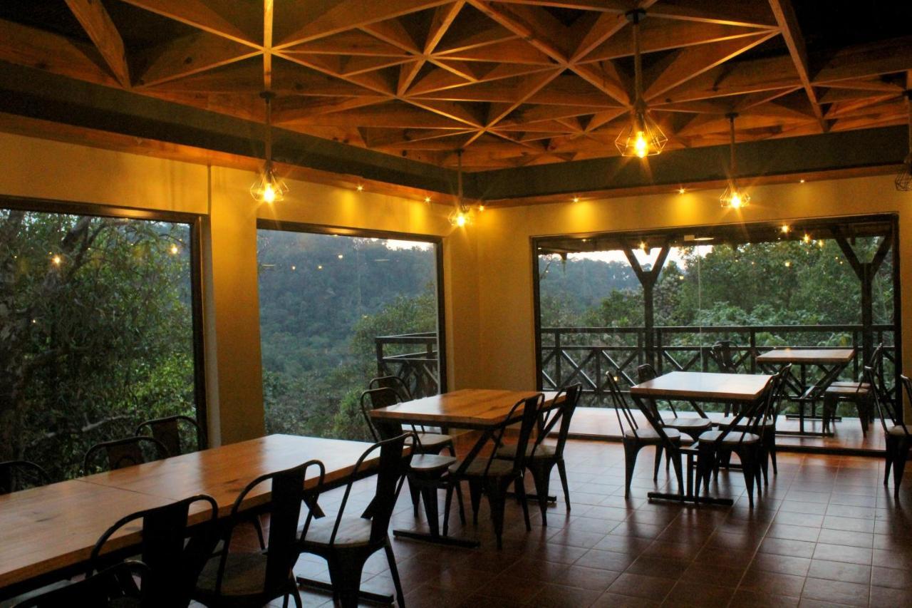 The Wild Trails Clarks Exotica , Munnar Hotel Ngoại thất bức ảnh