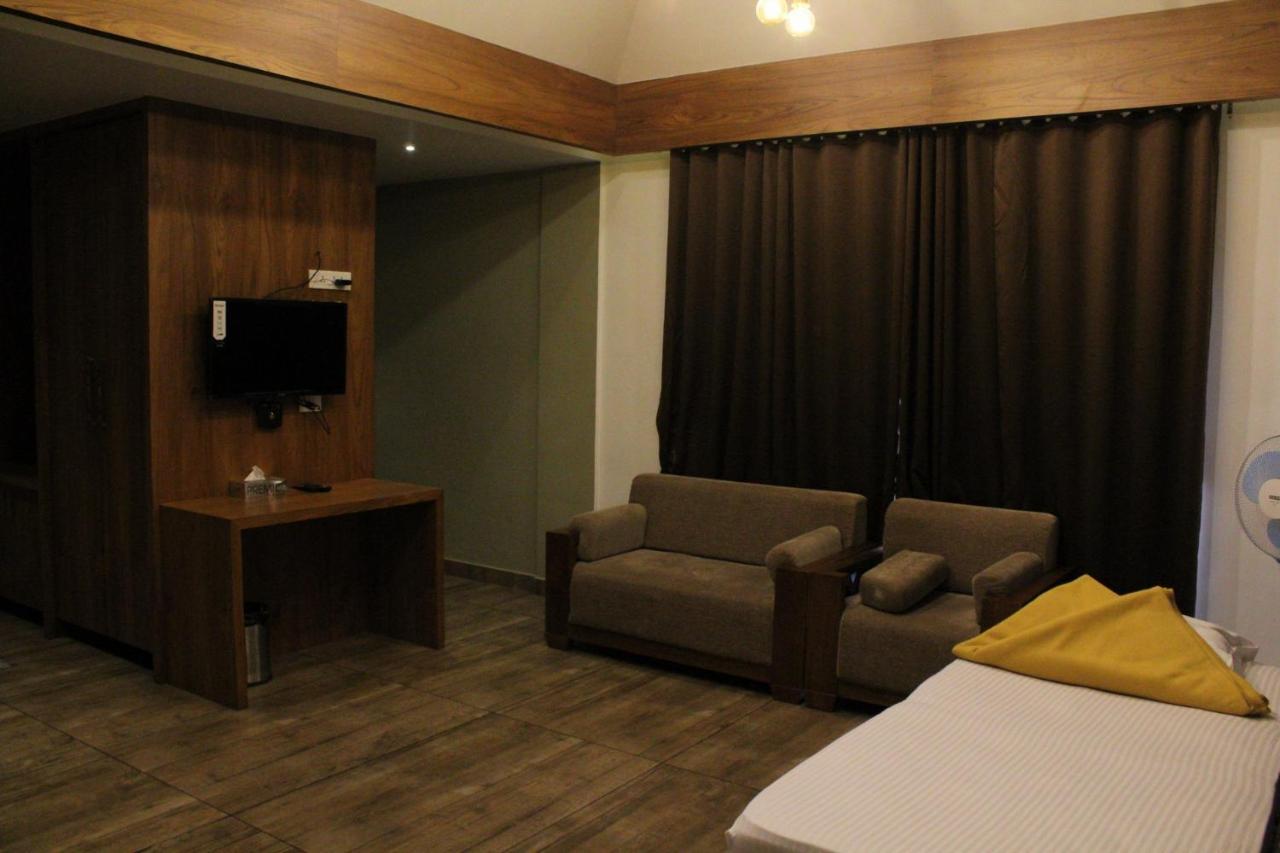 The Wild Trails Clarks Exotica , Munnar Hotel Ngoại thất bức ảnh