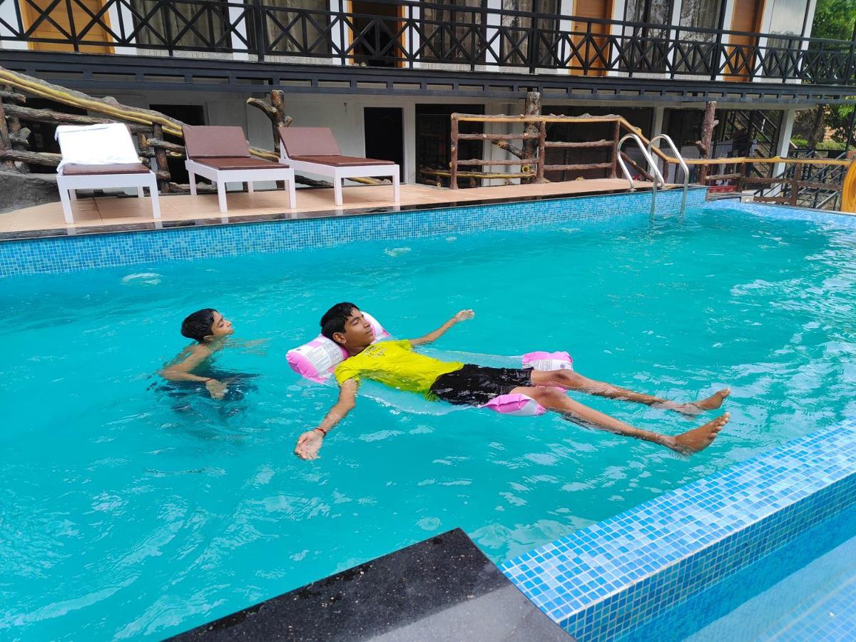 The Wild Trails Clarks Exotica , Munnar Hotel Ngoại thất bức ảnh